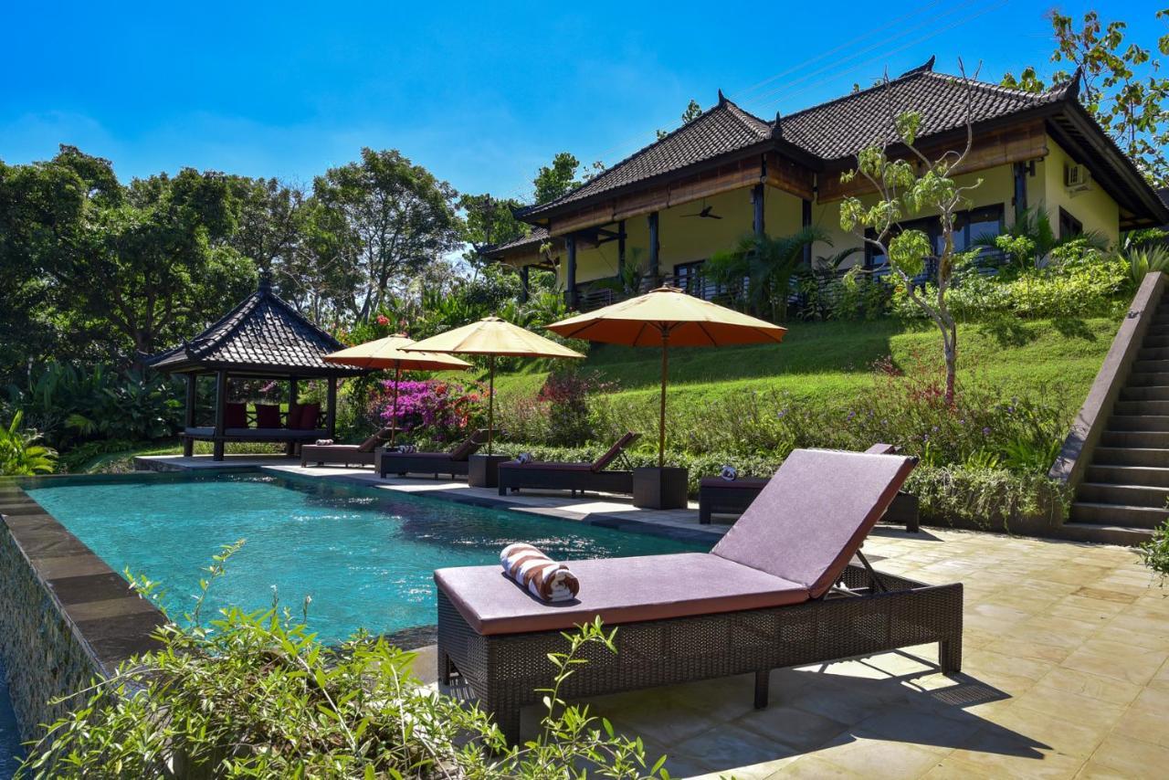 Villa Cahaya Perfectly Formed By The Natural Surrounding And Balinese Hospitality โลวินา ภายนอก รูปภาพ