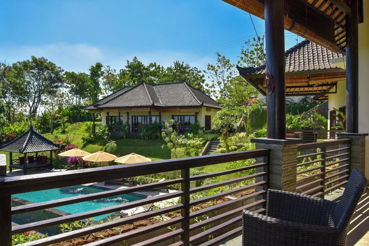 Villa Cahaya Perfectly Formed By The Natural Surrounding And Balinese Hospitality โลวินา ภายนอก รูปภาพ